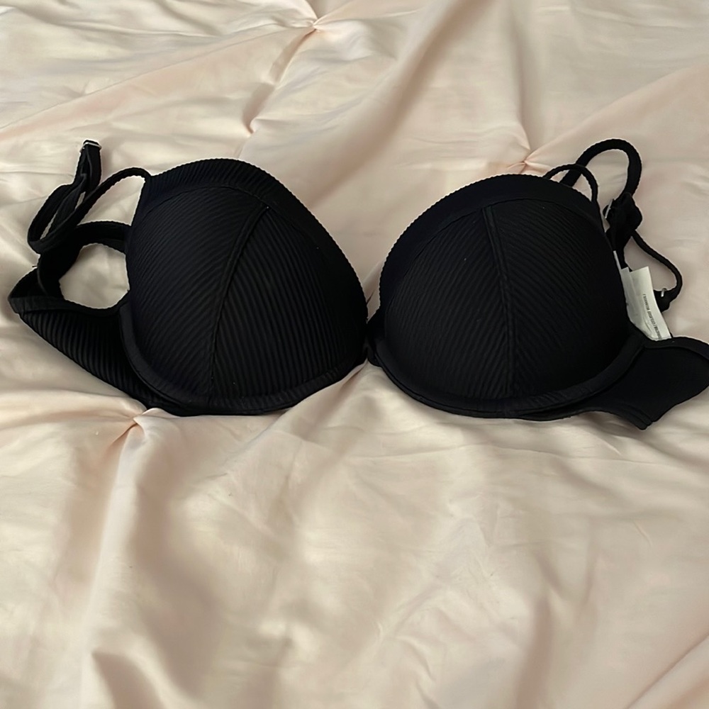 cup bikini top